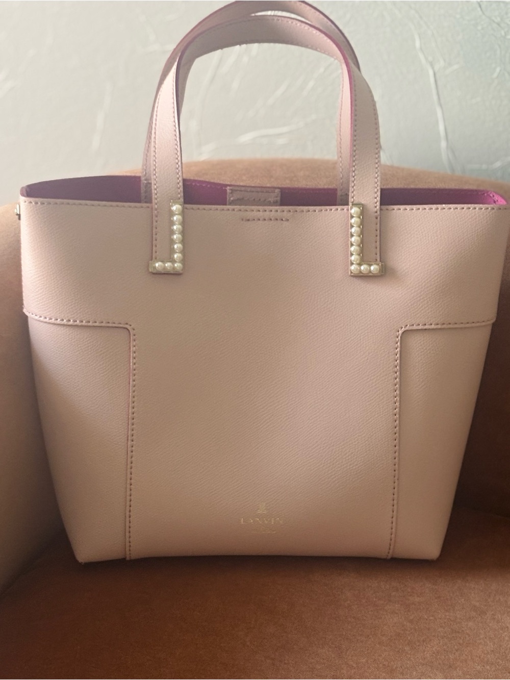 LANVIN en BLEU Pearl-Accented leather Pink tote/purse